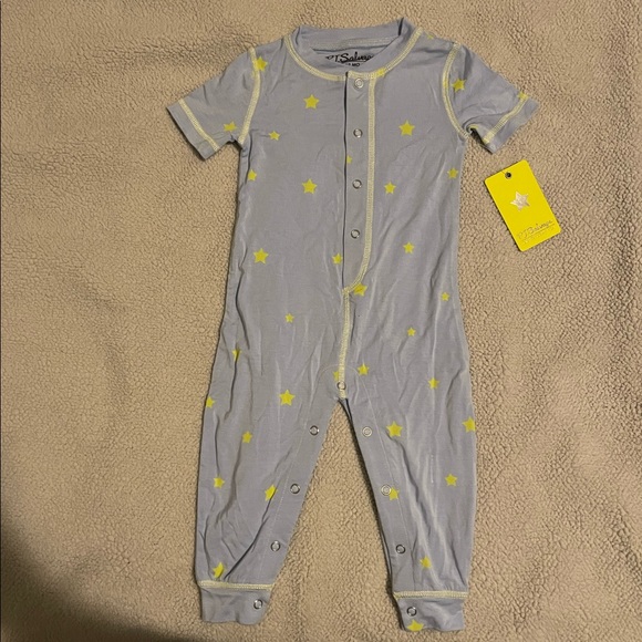 BABY BLUE ONESIE PAJAMAS!!! - Picture 1 of 3